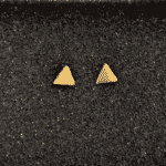 Καρφωτά Σκουλαρίκια Τρίγωνα από Επιχρυσωμένο Ασήμι