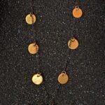 Κολιέ με Κυκλάκια από Επιχρυσωμένο Ασήμι και Αλυσίδα από Οξειδωμένο Ασήμι